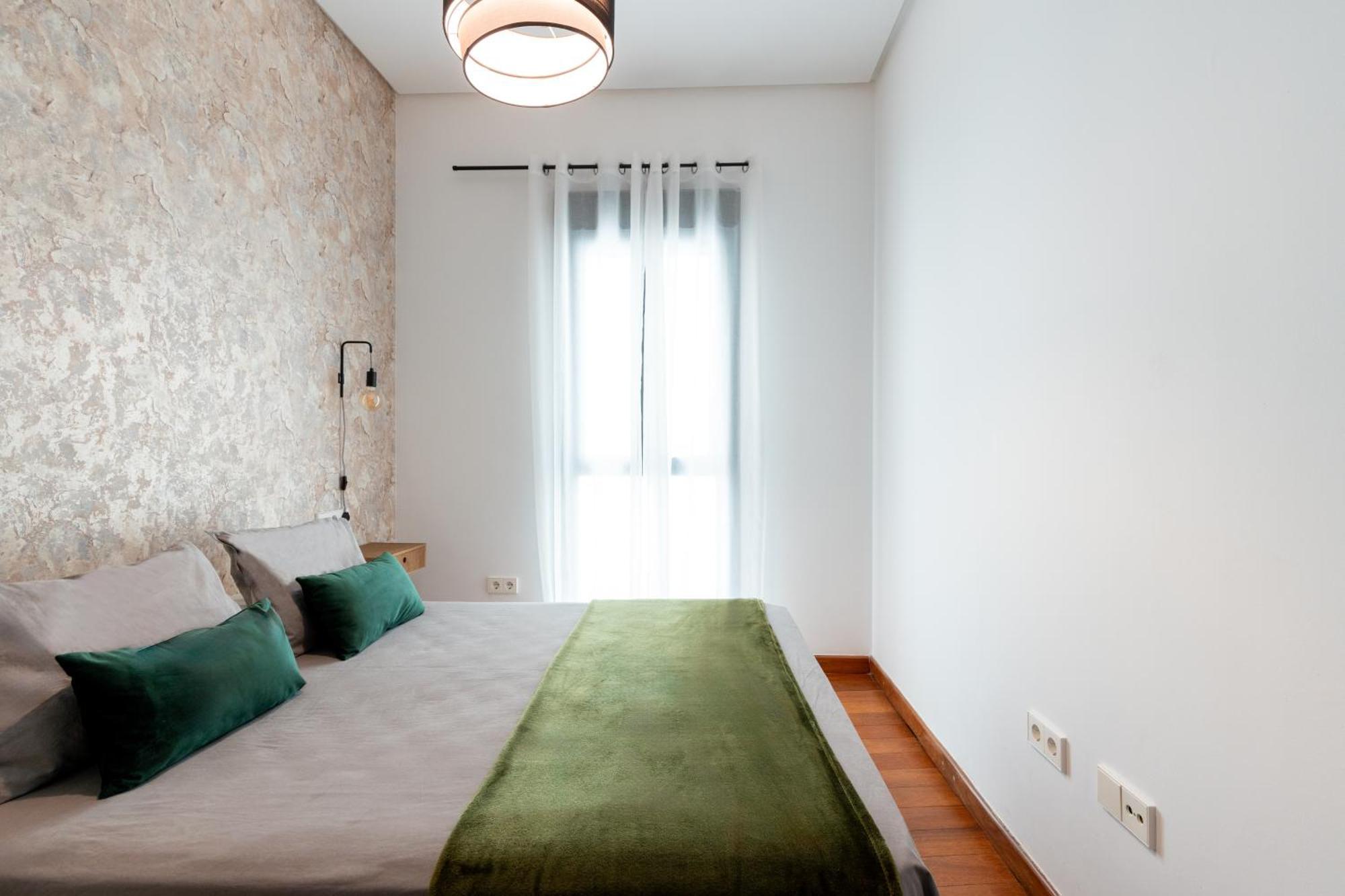 Ry Aparcamiento Incluido Junto A Catedral Ideal Parejas Севилья Экстерьер фото